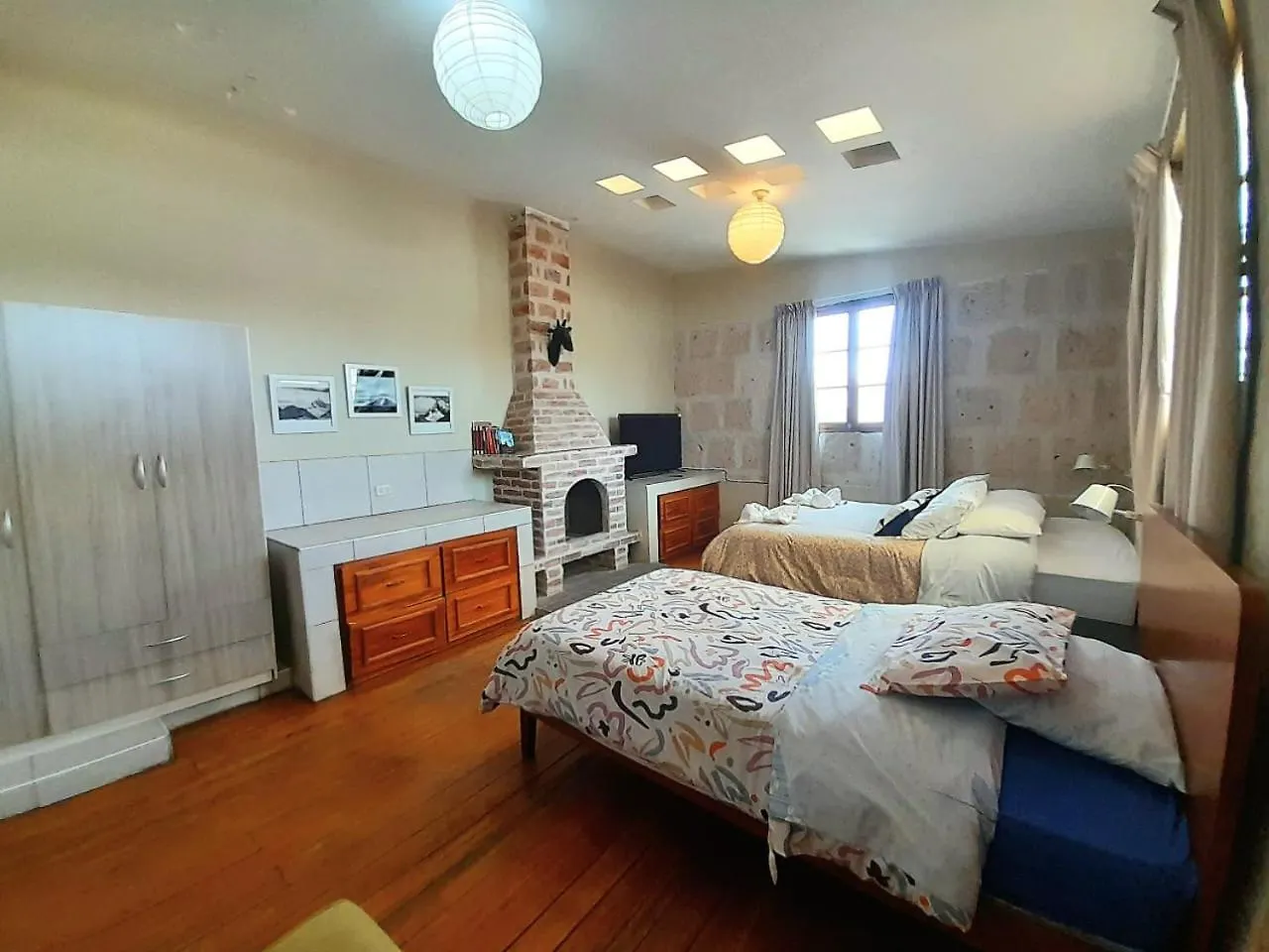 Habitación Familiar con Cama Queen